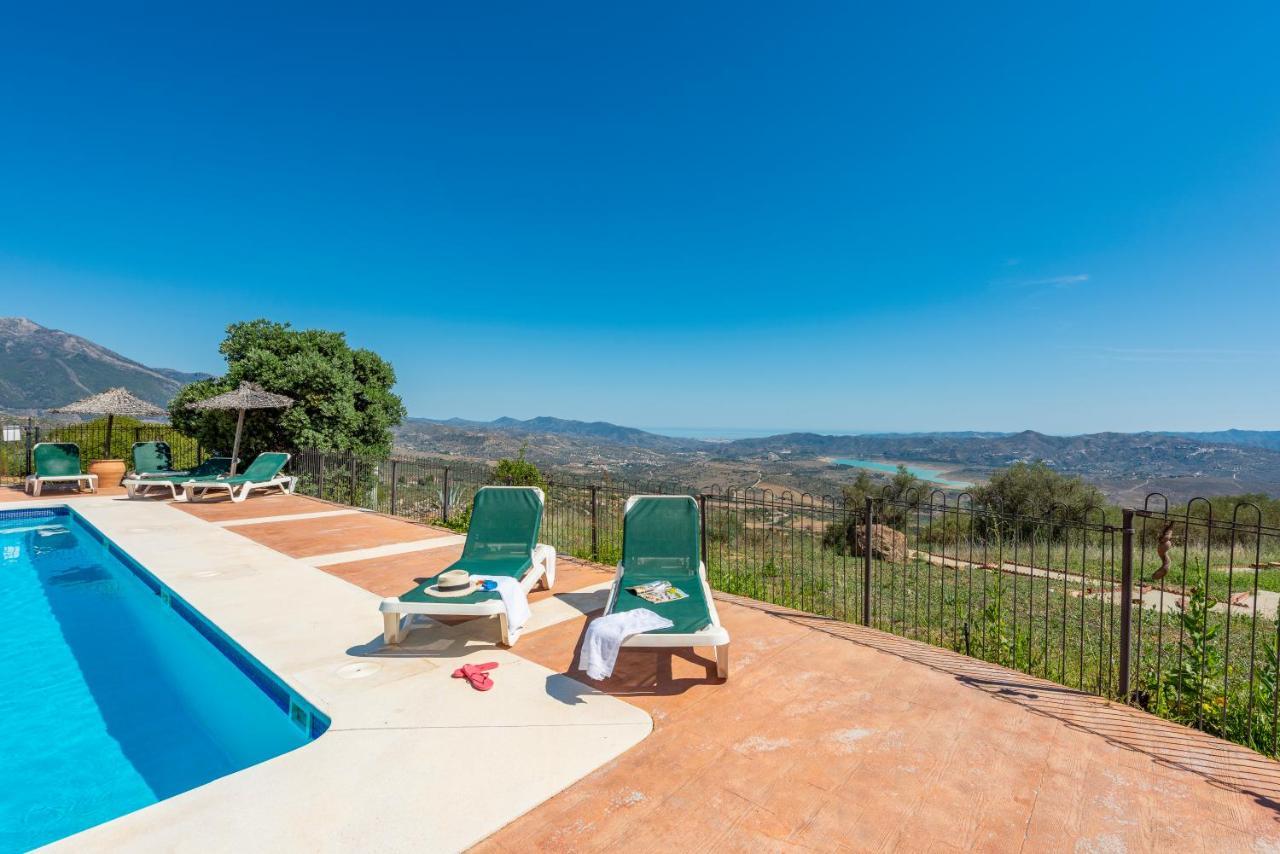 Cantueso Holiday Park Periana エクステリア 写真